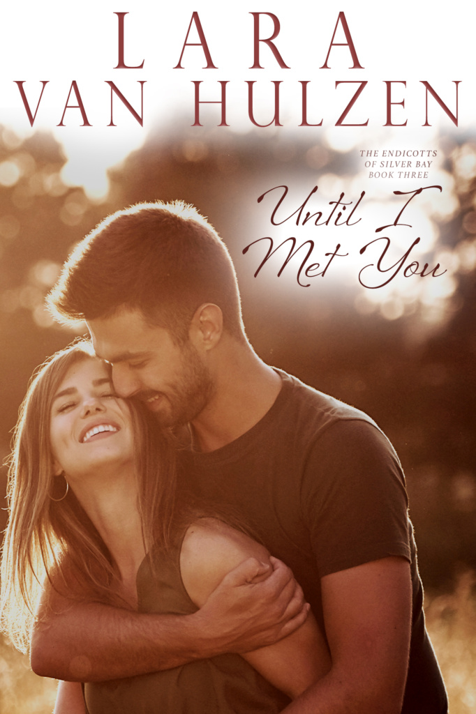 Couple outside at sunset for Lara Van Hulzen cover of Until I Met You